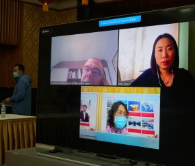 壹号娱乐- 马赛帕纳辛纳科斯