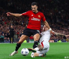 一号-穆雷在曼联比赛中大胜，关键助攻引发热议！的简单介绍