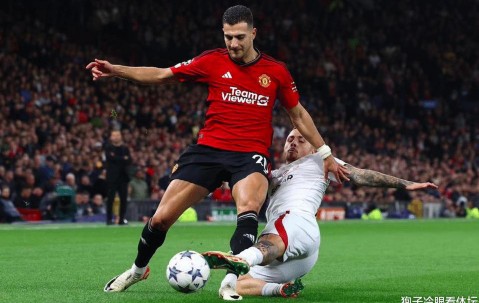 一号-穆雷在曼联比赛中大胜，关键助攻引发热议！的简单介绍