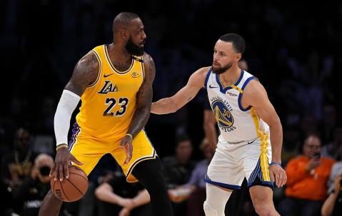 壹号-詹姆斯关键节点大胜，DWG带队取胜！的简单介绍