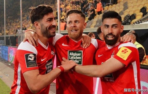 壹号娱乐-莫斯科中央陆军迎法联杯关键赛；关键战官宣签约；细节曝光；控场能力成焦点(陆军一号华敏)